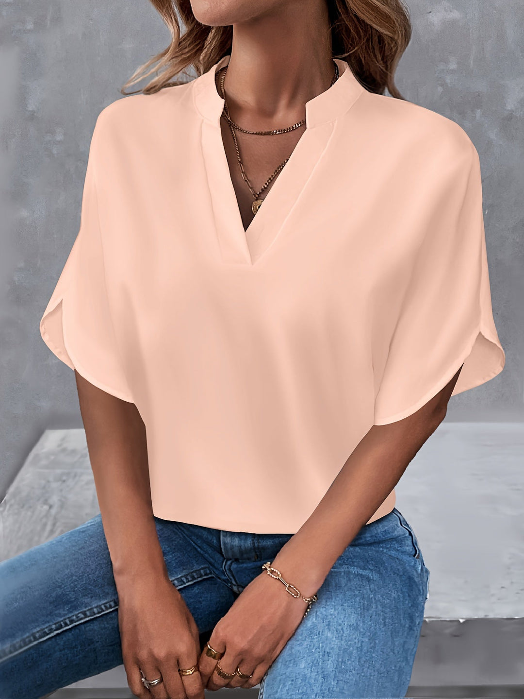Janet | Notched Collar Relaxed Blouse